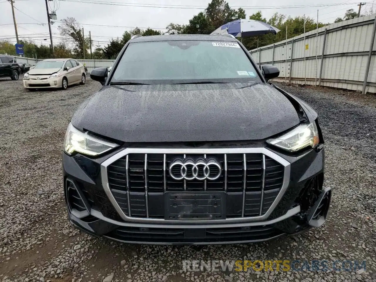 5 Photograph of a damaged car WA1EECF34L1001686 AUDI Q3 2020