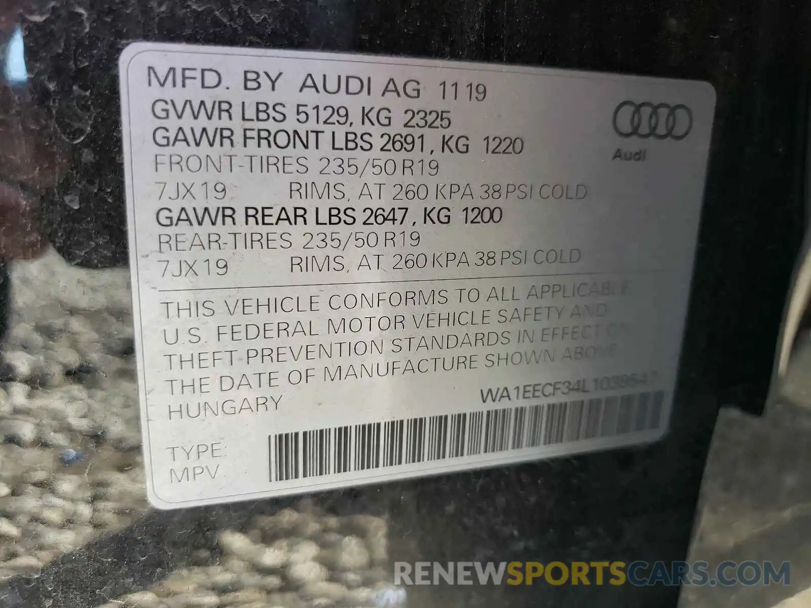 10 Photograph of a damaged car WA1EECF34L1039547 AUDI Q3 2020