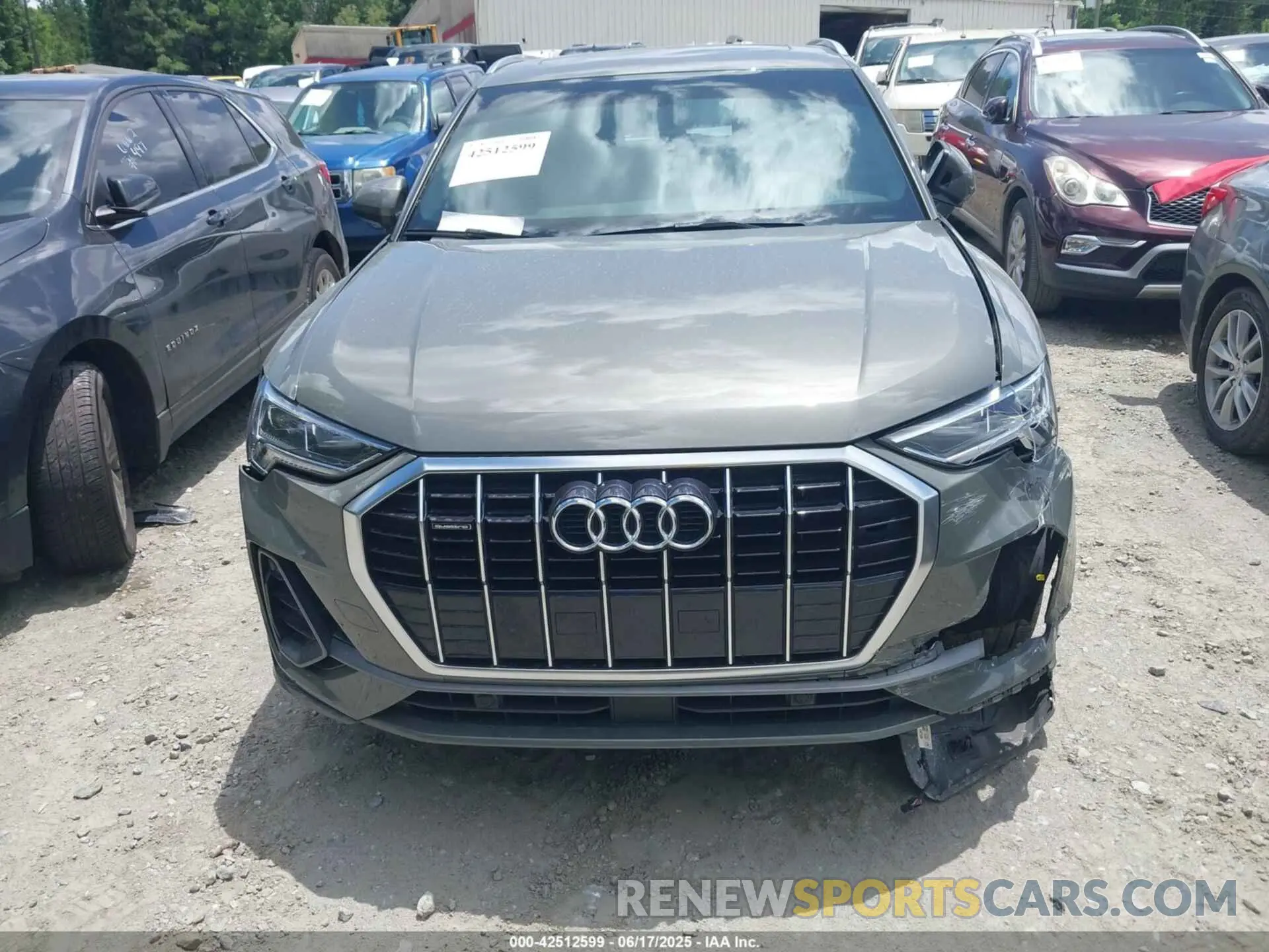 11 Photograph of a damaged car WA1EECF34L1047762 AUDI Q3 2020