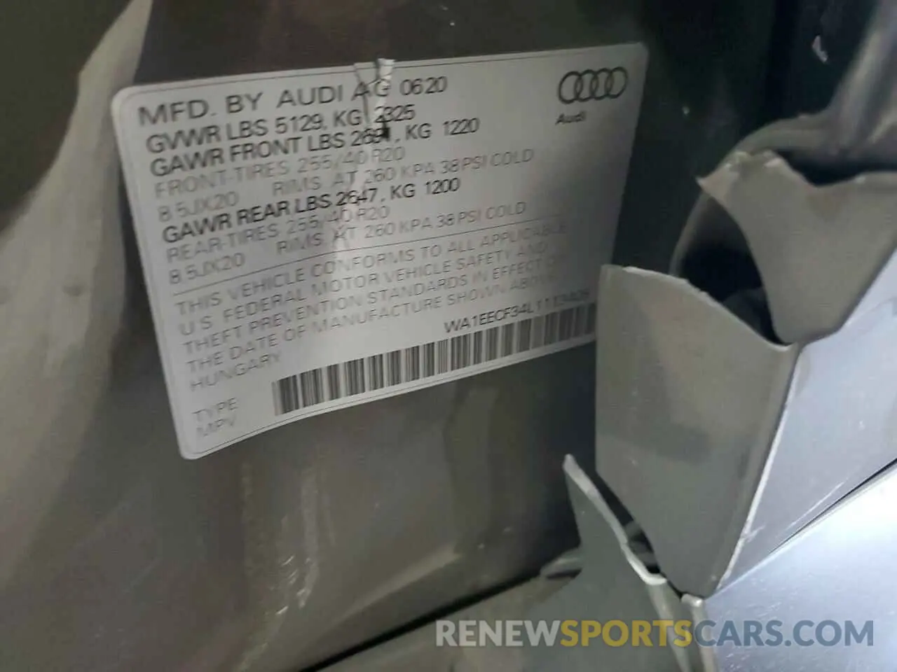 13 Photograph of a damaged car WA1EECF34L1113405 AUDI Q3 2020