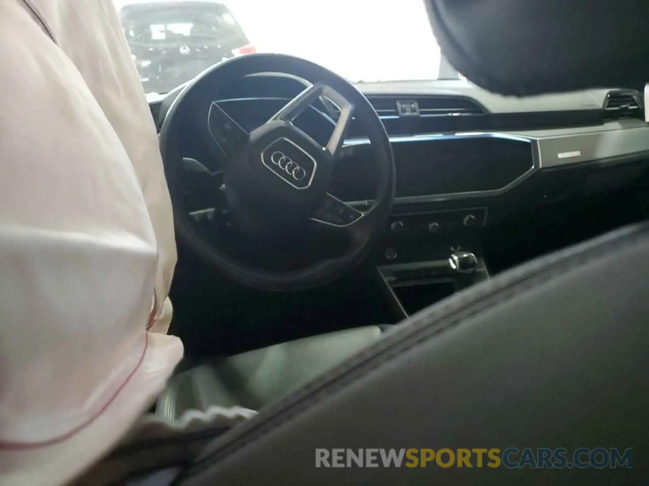 8 Photograph of a damaged car WA1EECF34L1113405 AUDI Q3 2020