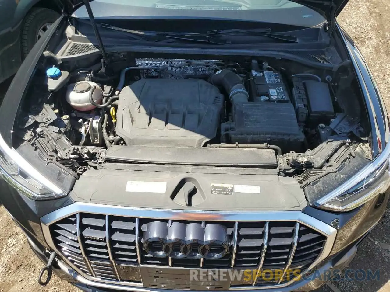 11 Photograph of a damaged car WA1EECF37L1011709 AUDI Q3 2020