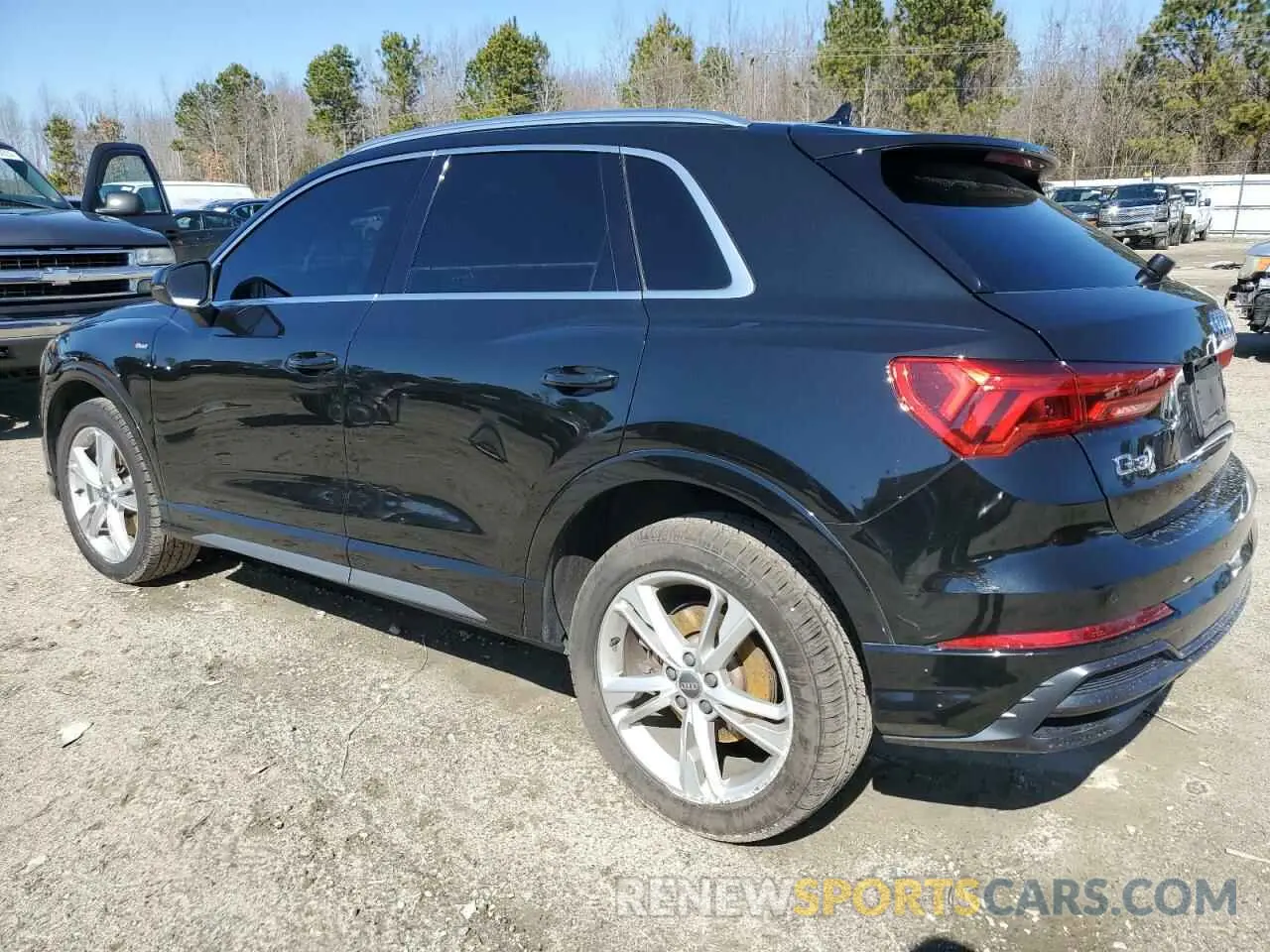 2 Photograph of a damaged car WA1EECF37L1043009 AUDI Q3 2020