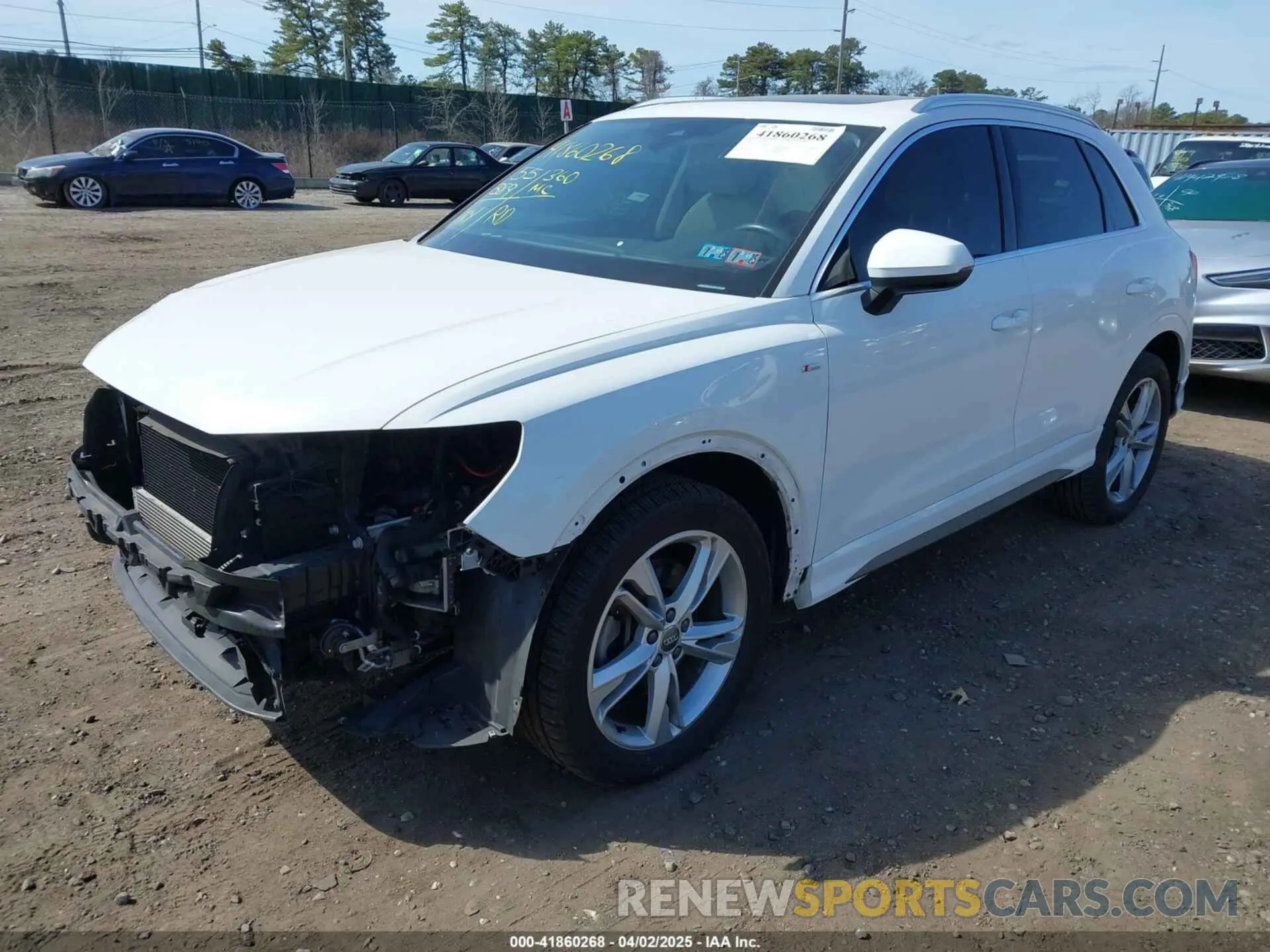 2 Photograph of a damaged car WA1EECF37L1099564 AUDI Q3 2020