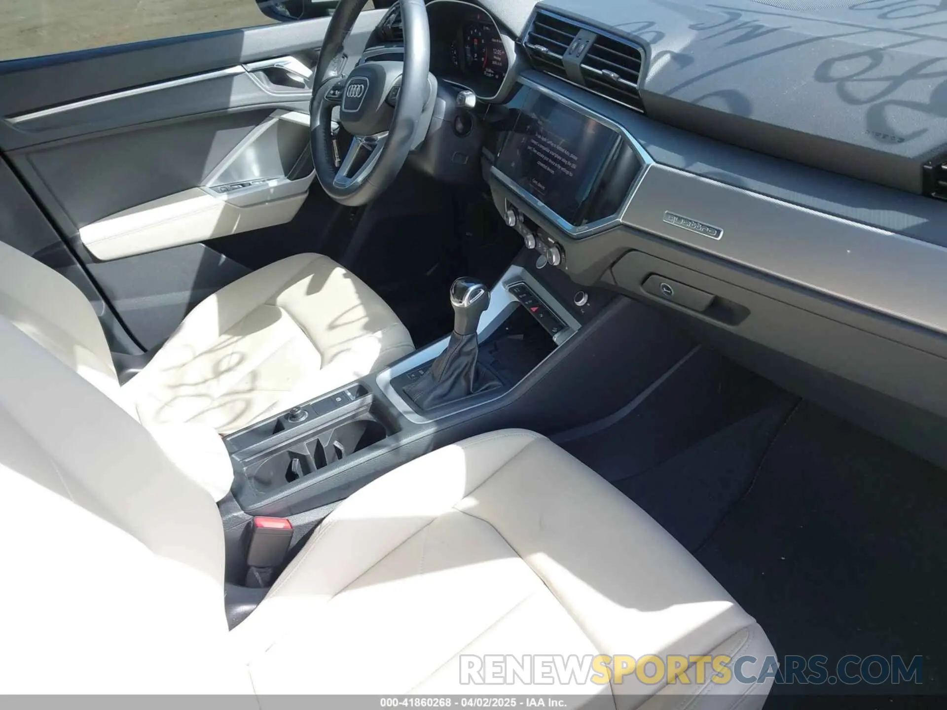5 Photograph of a damaged car WA1EECF37L1099564 AUDI Q3 2020
