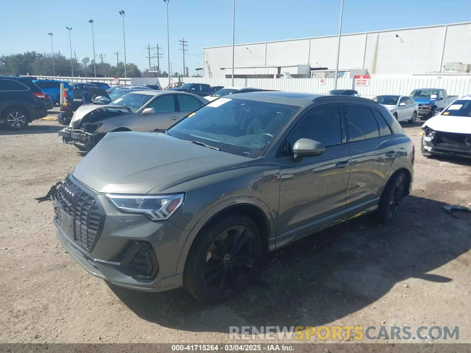 2 Photograph of a damaged car WA1EECF38L1089559 AUDI Q3 2020