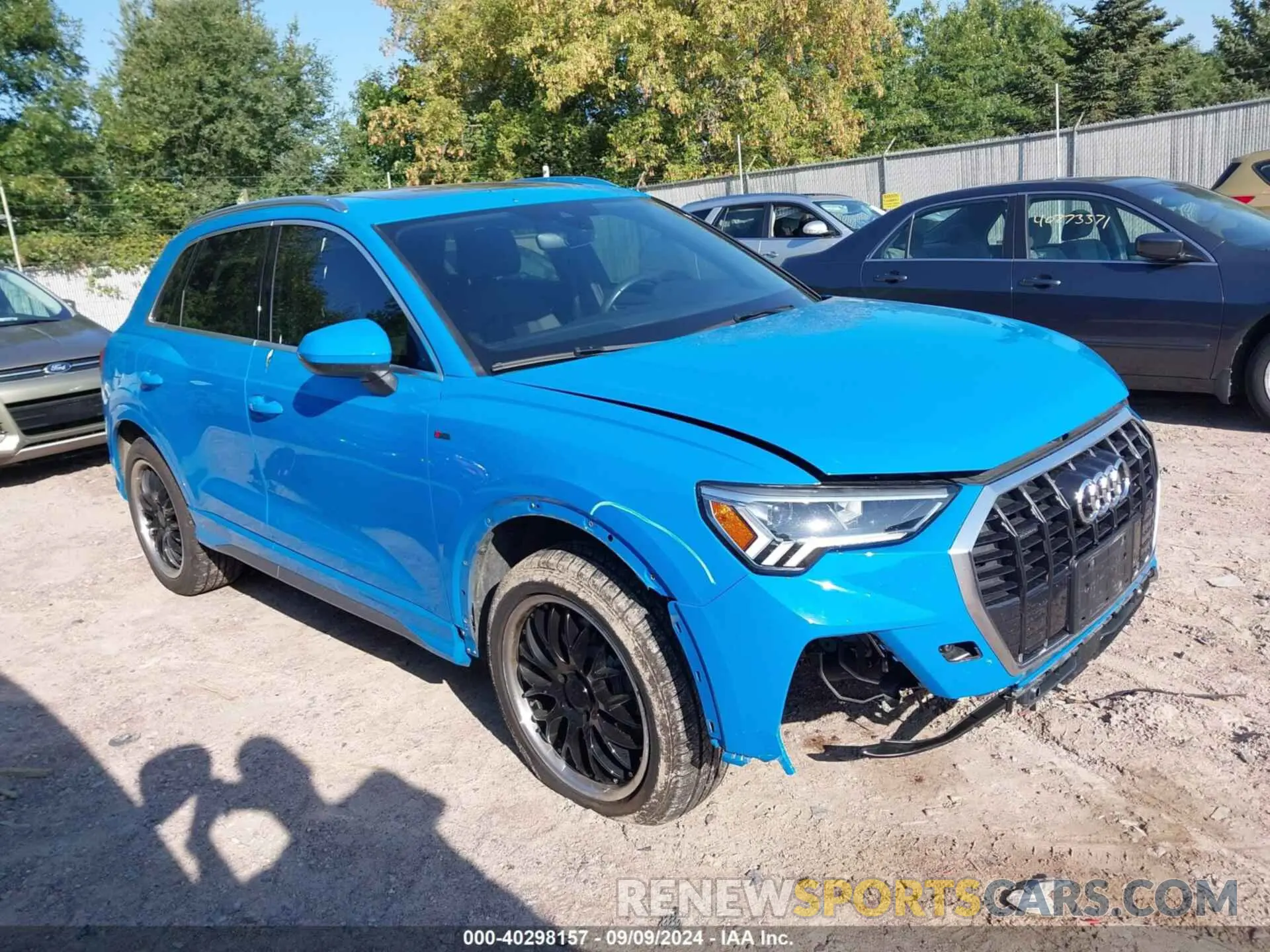 1 Photograph of a damaged car WA1EECF39L1038183 AUDI Q3 2020