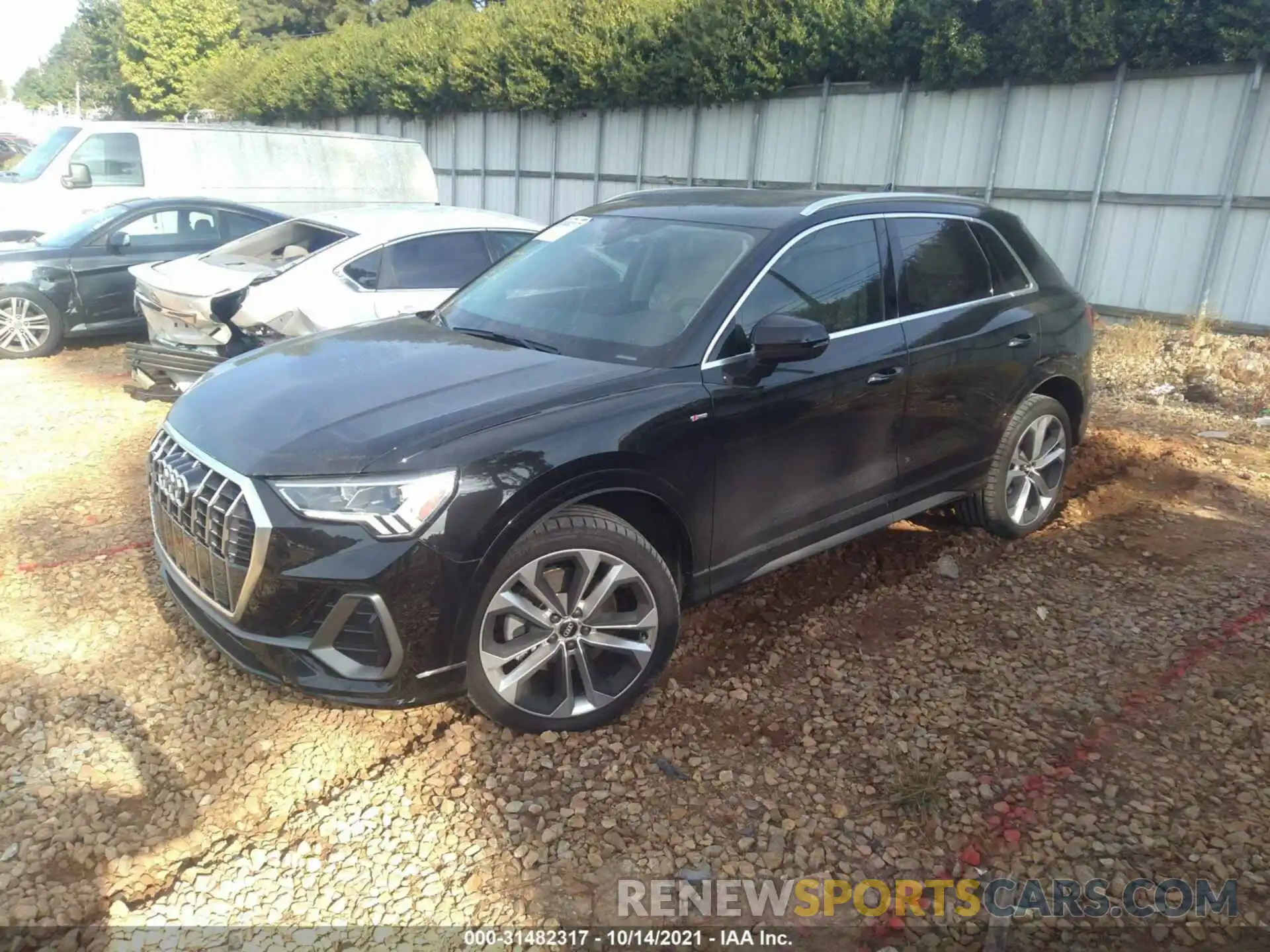 2 Photograph of a damaged car WA1EECF39L1042394 AUDI Q3 2020