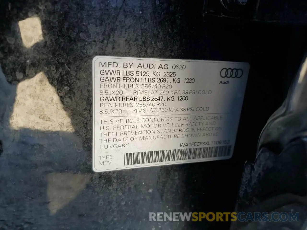 13 Photograph of a damaged car WA1EECF3XL1106152 AUDI Q3 2020