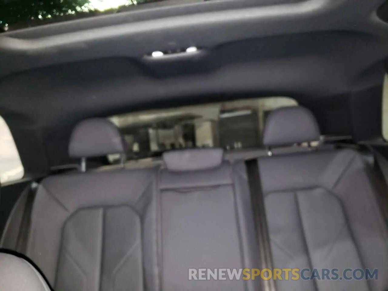 10 Photograph of a damaged car WA1EECF3XL1114302 AUDI Q3 2020