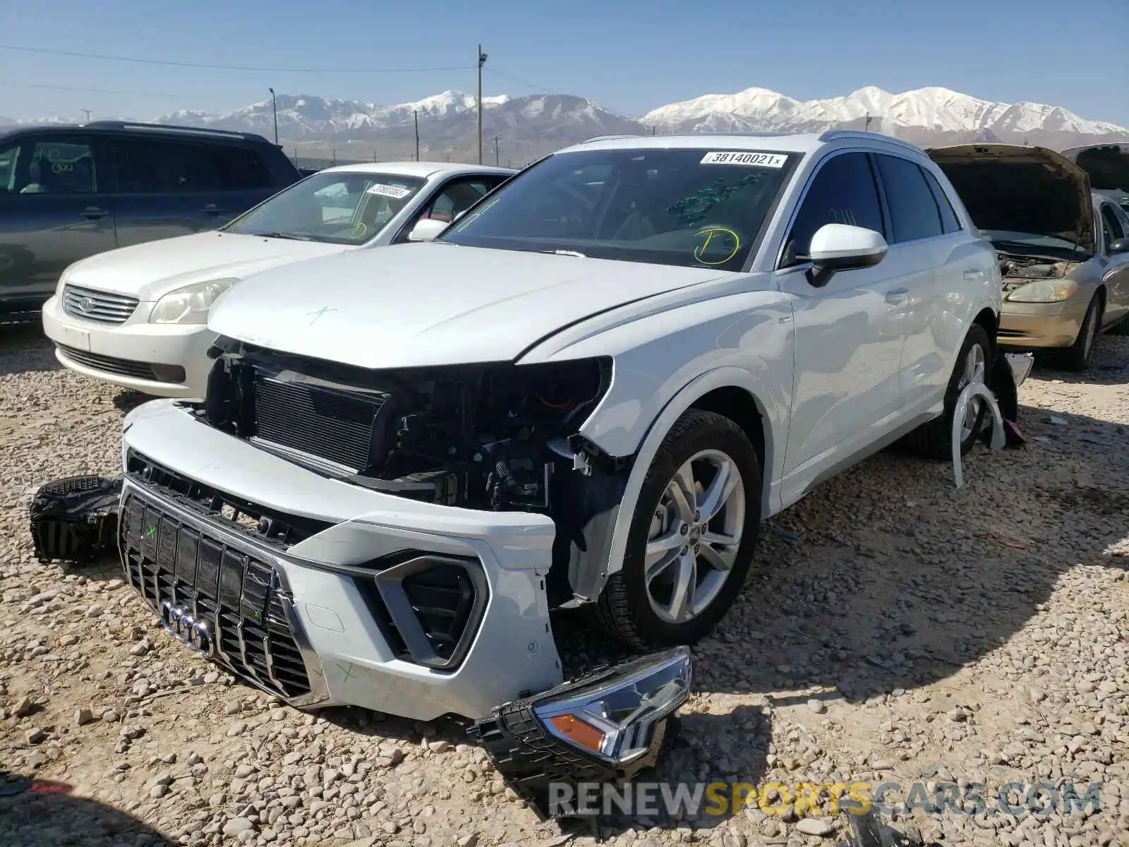 2 Photograph of a damaged car WA1FECF32L1101757 AUDI Q3 2020