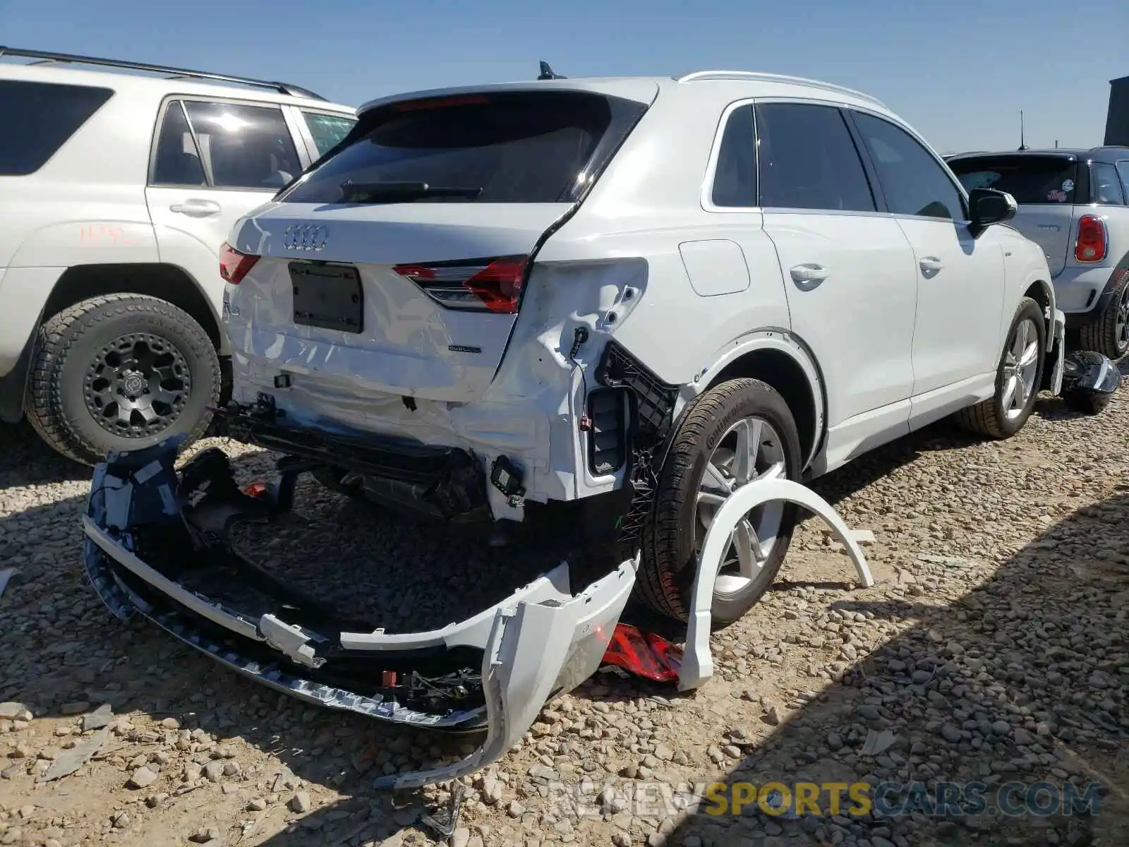 4 Photograph of a damaged car WA1FECF32L1101757 AUDI Q3 2020