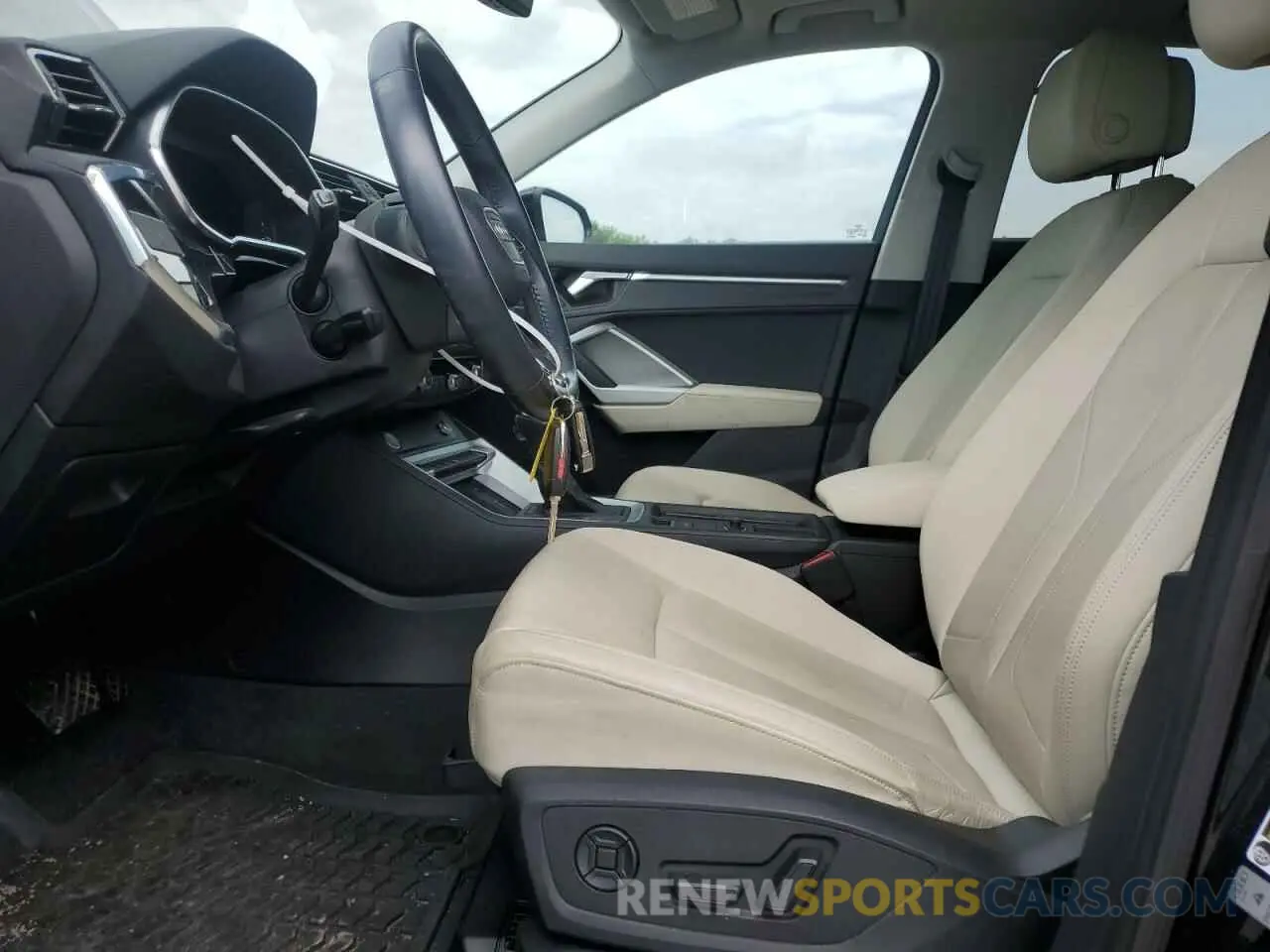 7 Photograph of a damaged car WA1FECF32L1108448 AUDI Q3 2020