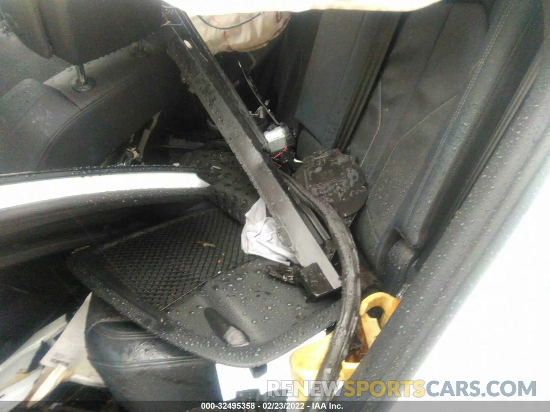 8 Photograph of a damaged car WA1FECF36L1095655 AUDI Q3 2020