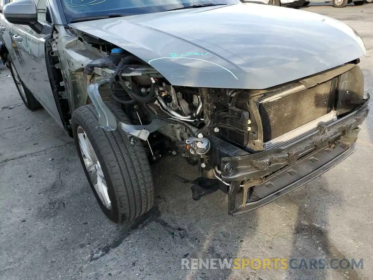 9 Photograph of a damaged car WA1FECF37L1017563 AUDI Q3 2020