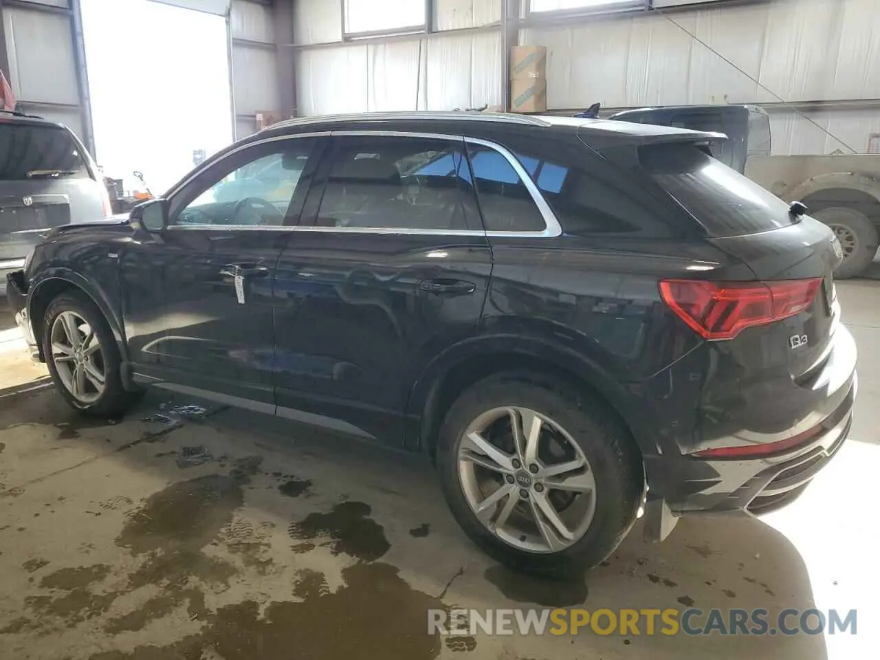 2 Photograph of a damaged car WA1FECF38L1035716 AUDI Q3 2020