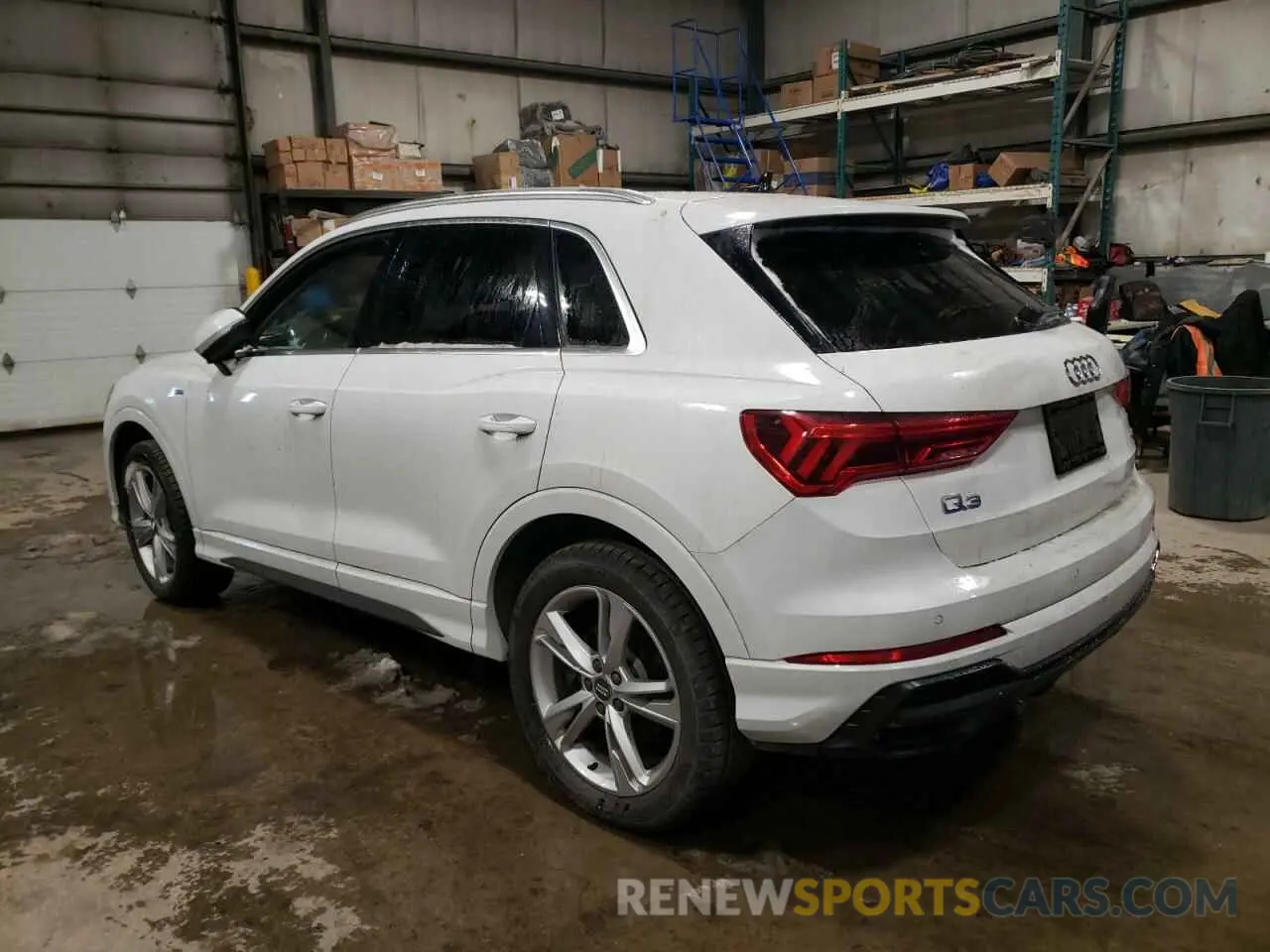 2 Photograph of a damaged car WA1FECF38L1036901 AUDI Q3 2020
