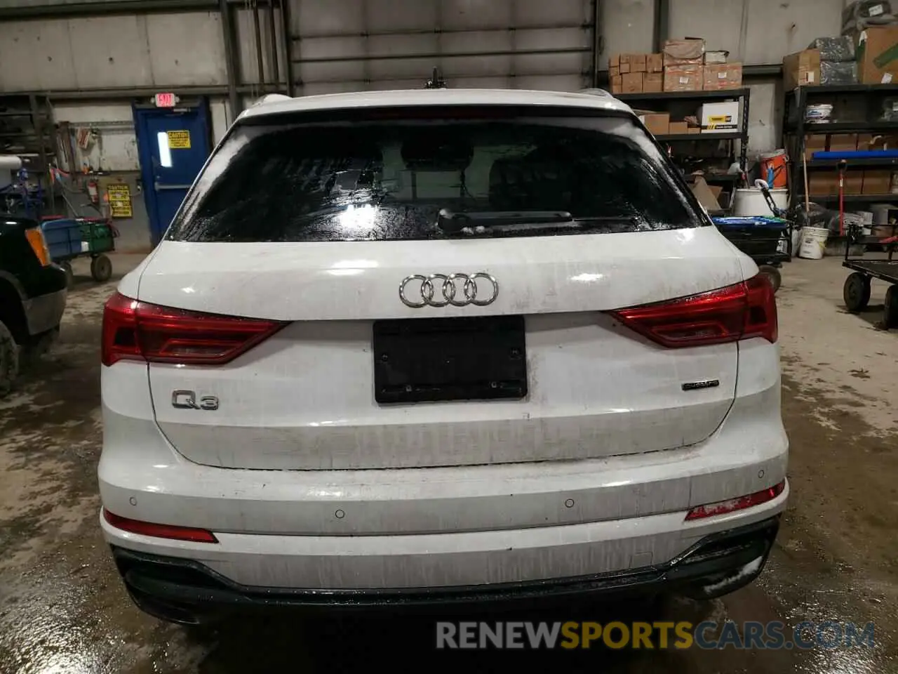 6 Photograph of a damaged car WA1FECF38L1036901 AUDI Q3 2020