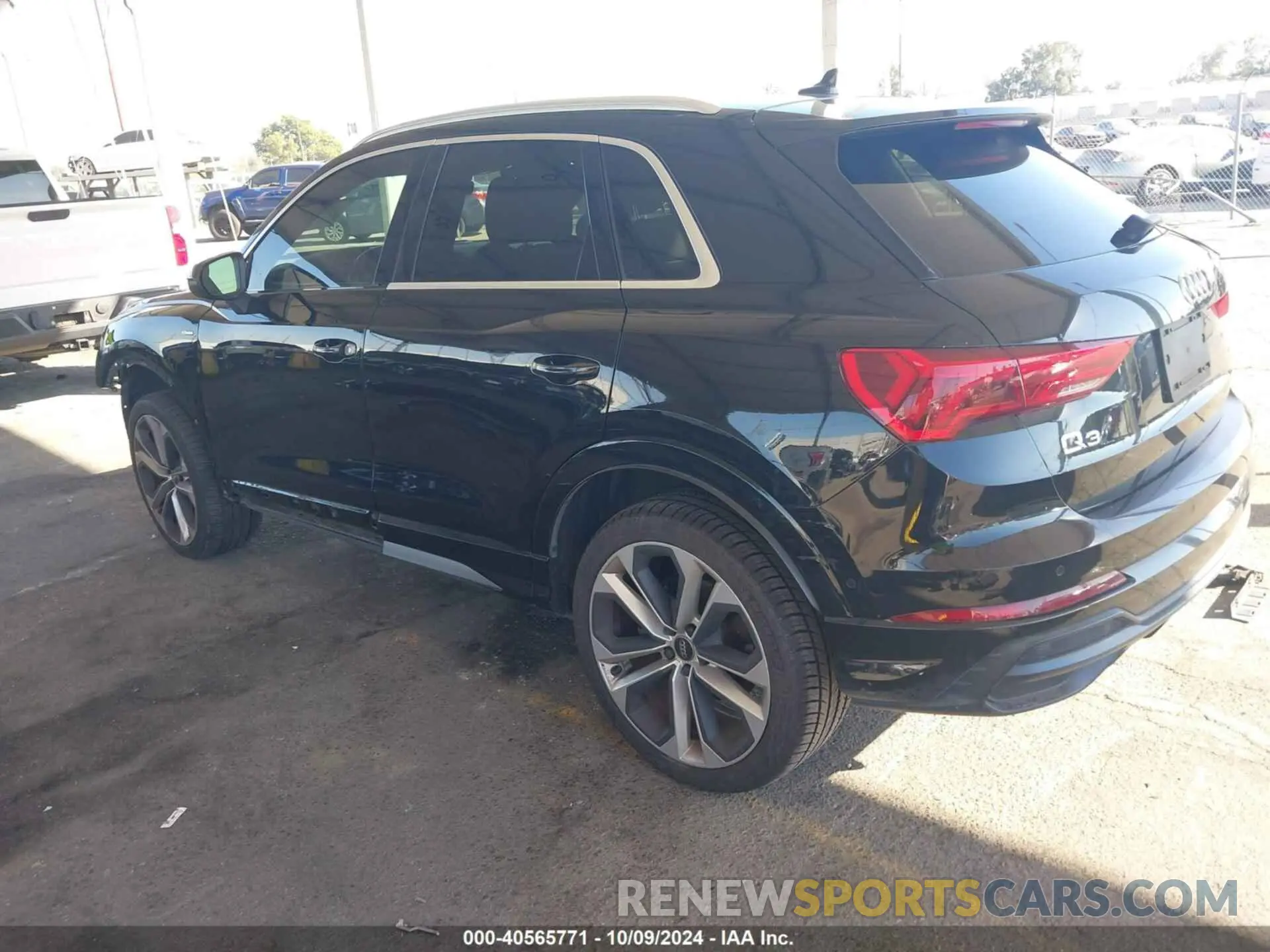 3 Photograph of a damaged car WA1FECF39L1088621 AUDI Q3 2020