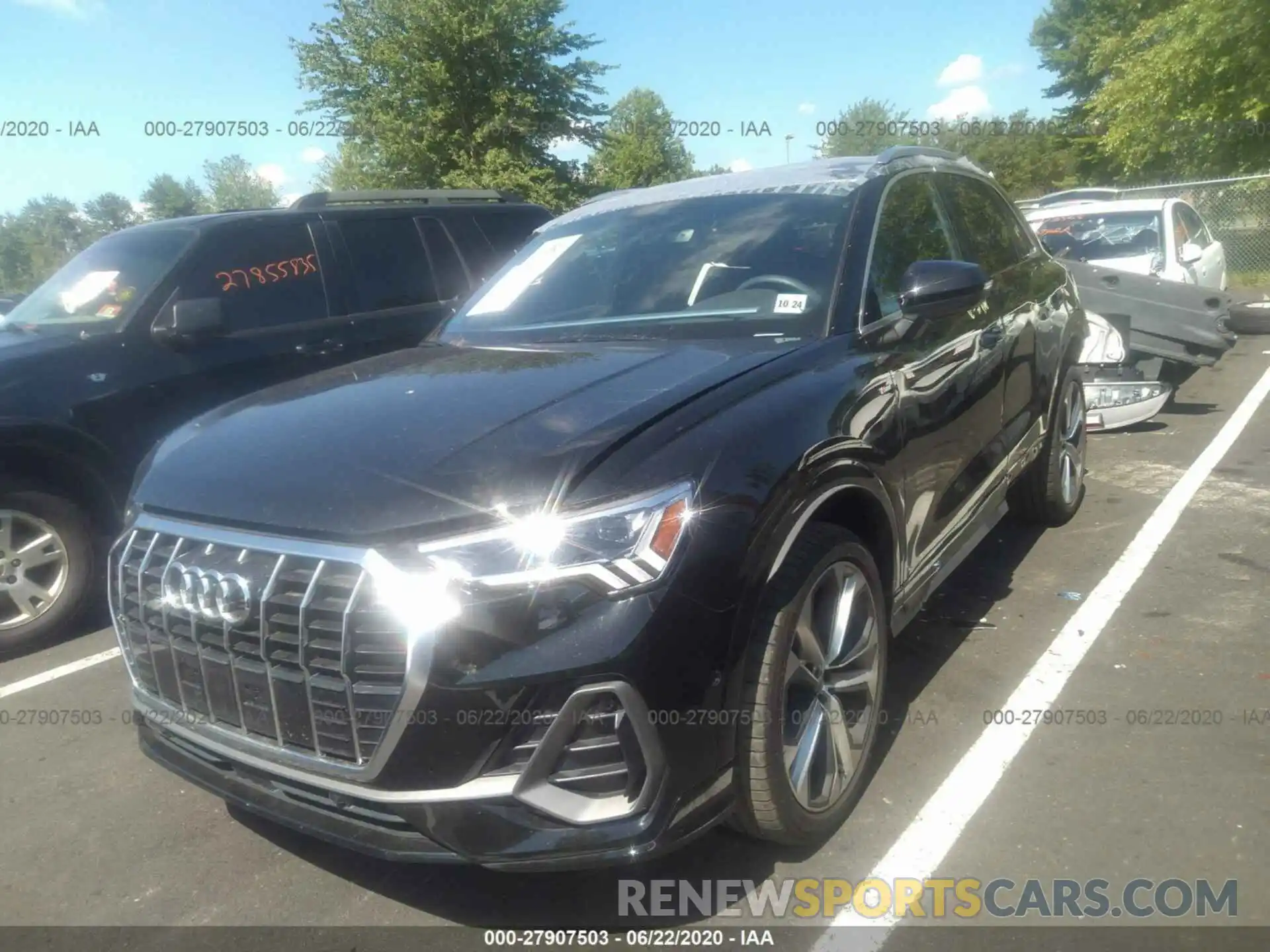 2 Photograph of a damaged car WA1FECF3XL1013104 AUDI Q3 2020