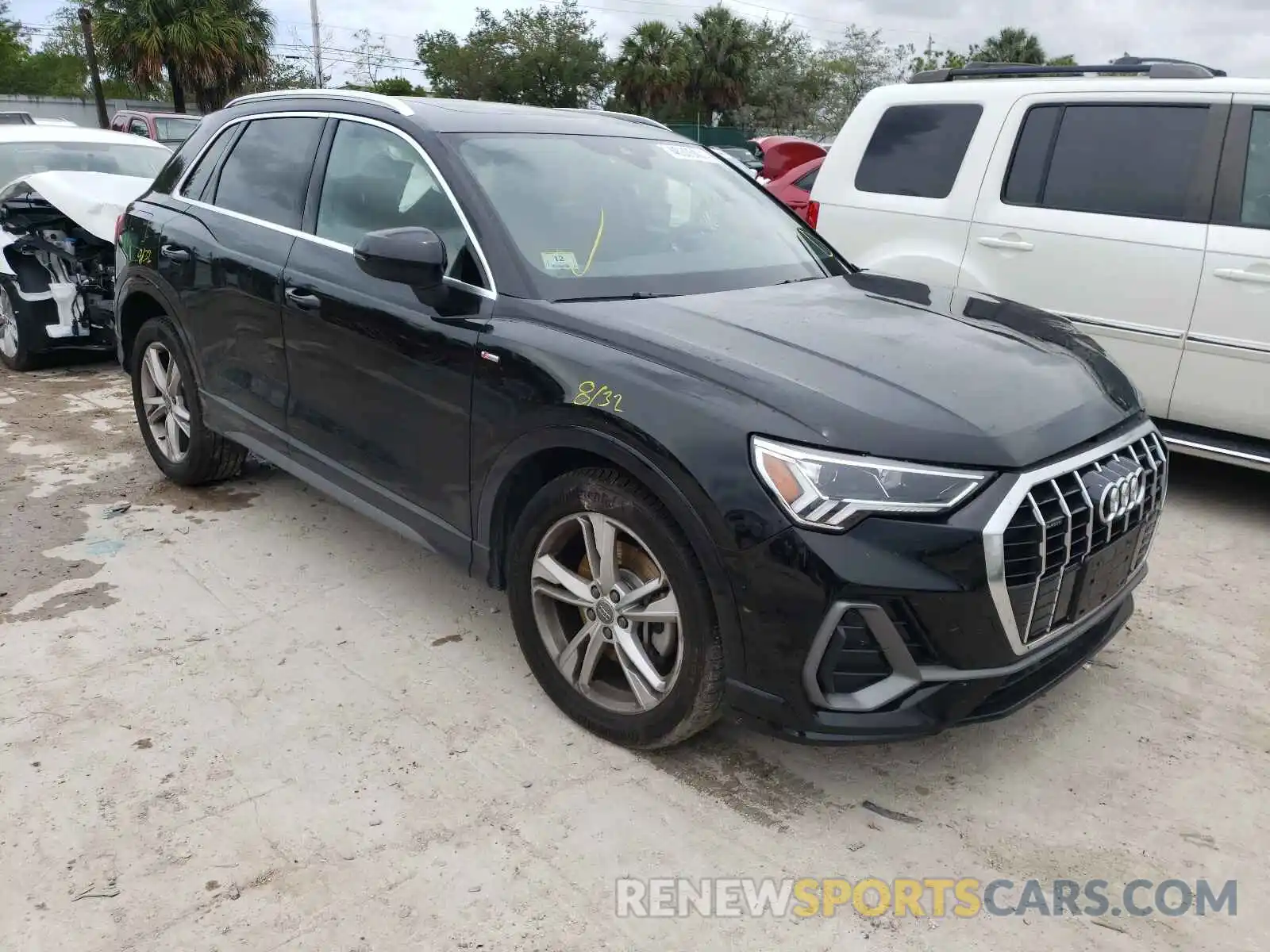 1 Photograph of a damaged car WA1FEDF30L1023484 AUDI Q3 2020