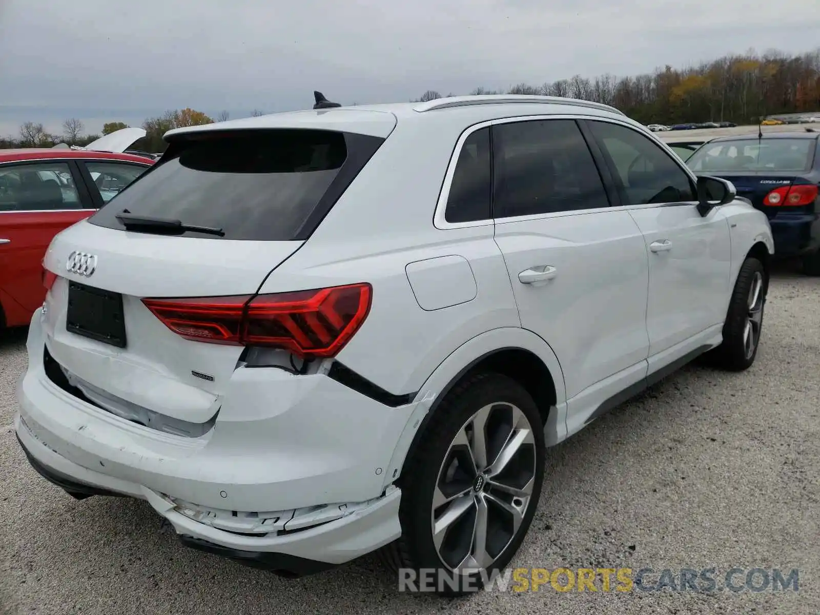 4 Photograph of a damaged car WA1FEDF30L1083006 AUDI Q3 2020