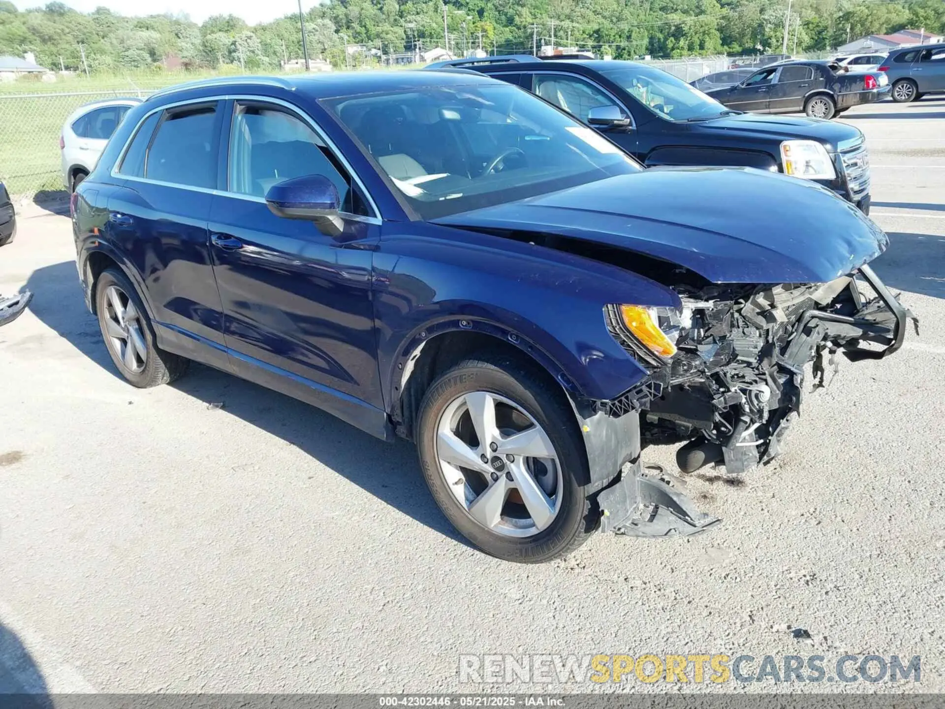 1 Photograph of a damaged car WA1AUCF31M1066532 AUDI Q3 2021