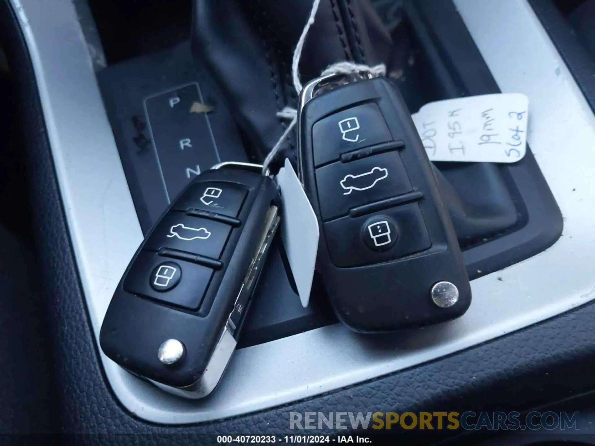 11 Photograph of a damaged car WA1AUCF32M1064255 AUDI Q3 2021