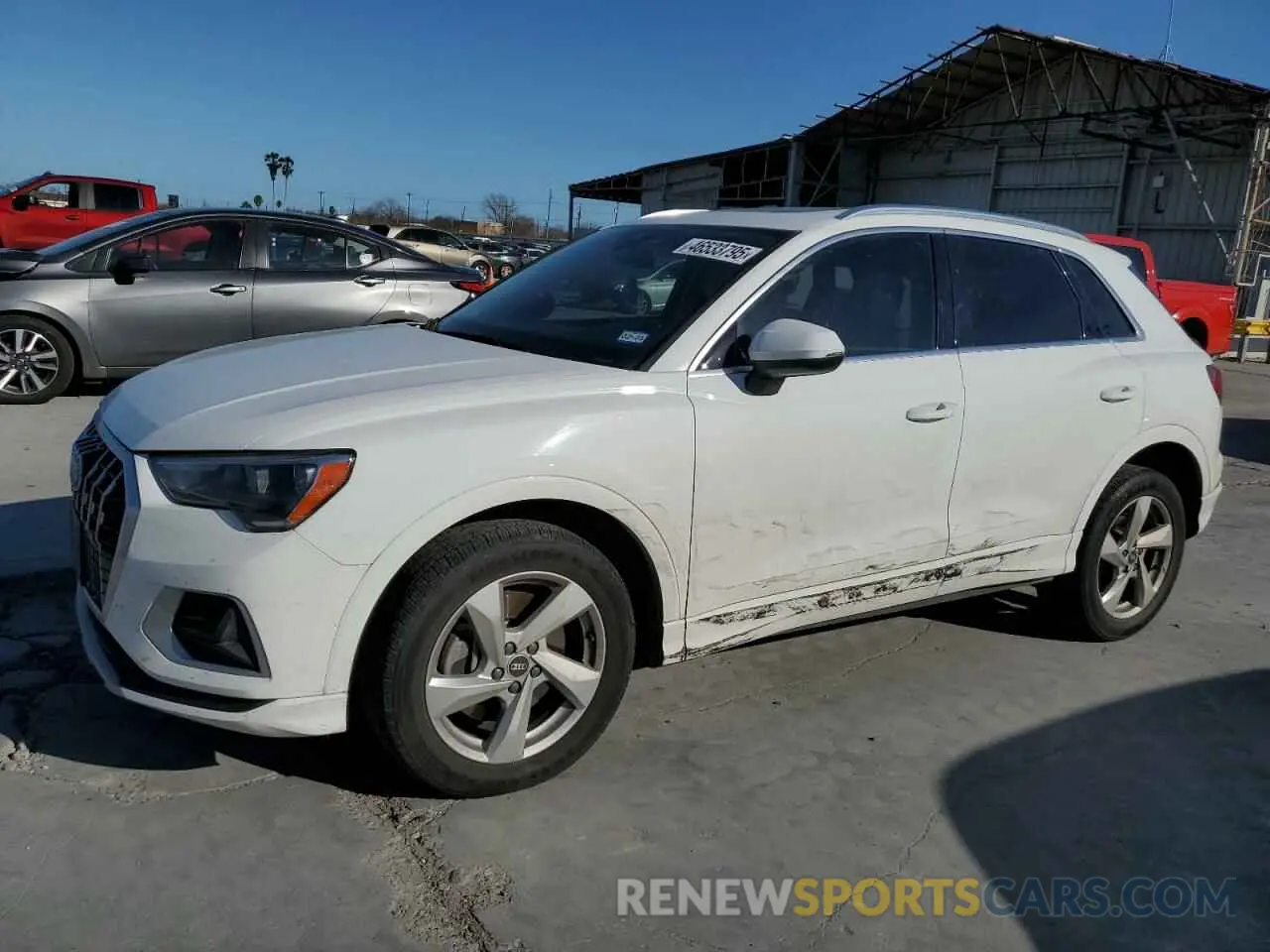 1 Photograph of a damaged car WA1AUCF32M1067589 AUDI Q3 2021