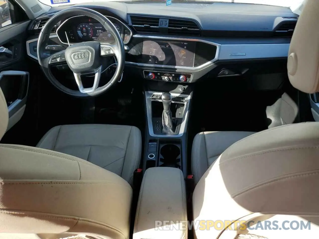 8 Photograph of a damaged car WA1AUCF32M1067589 AUDI Q3 2021
