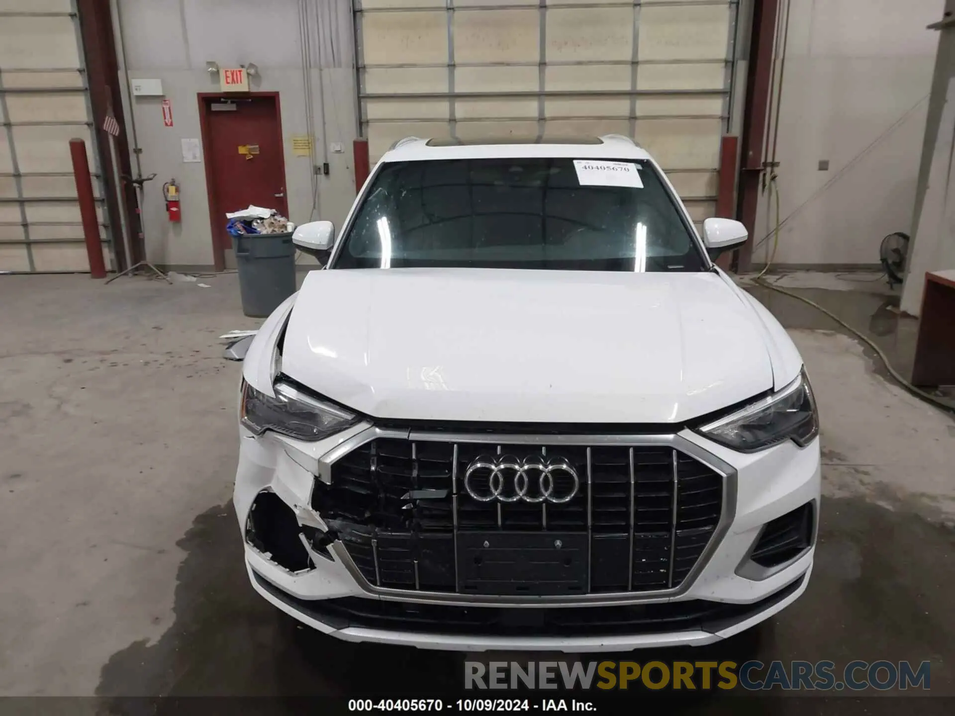 13 Photograph of a damaged car WA1AUCF32M1095165 AUDI Q3 2021