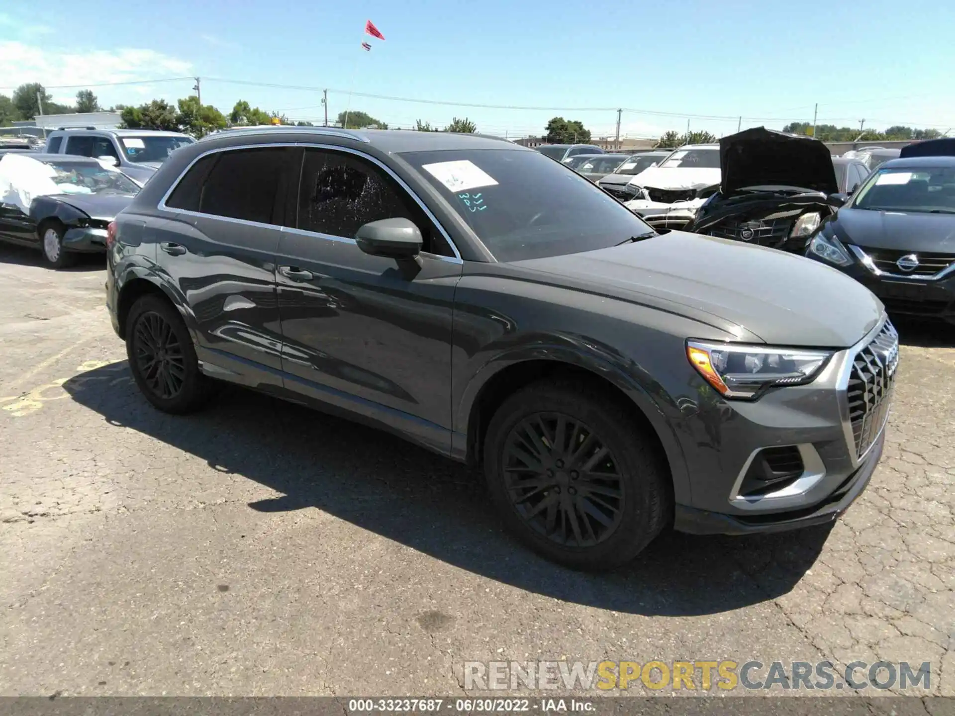 1 Photograph of a damaged car WA1AUCF33M1082697 AUDI Q3 2021