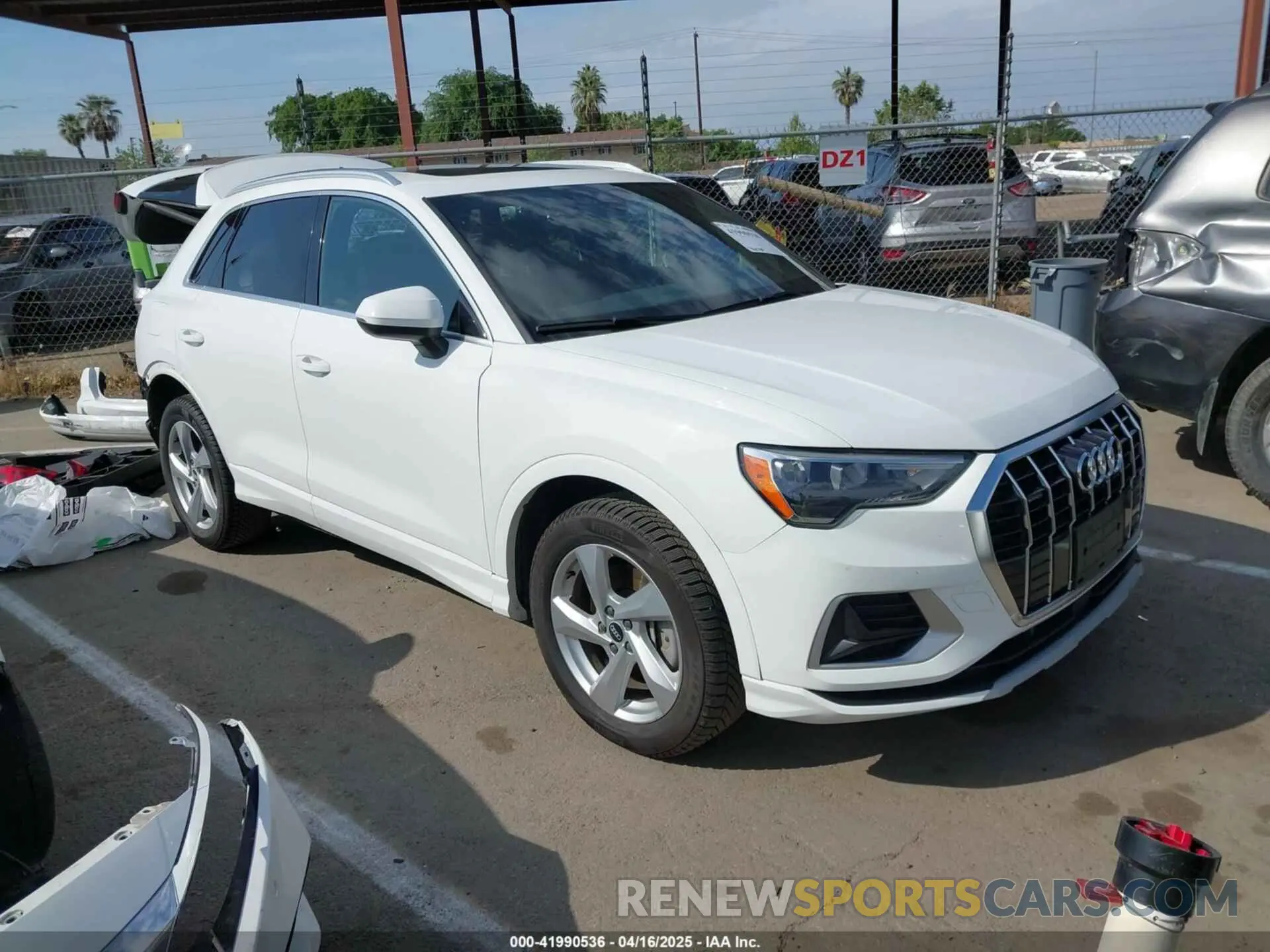 1 Photograph of a damaged car WA1AUCF33M1090847 AUDI Q3 2021