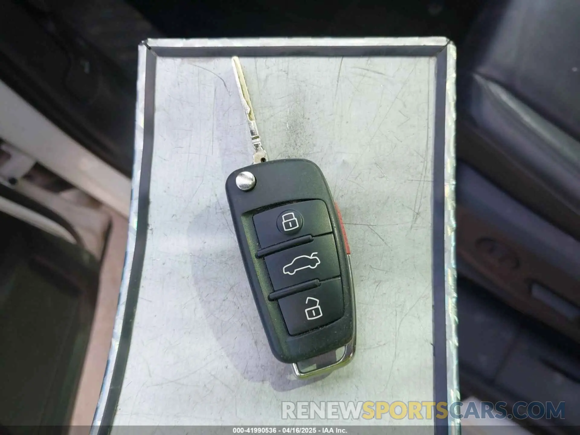 11 Photograph of a damaged car WA1AUCF33M1090847 AUDI Q3 2021