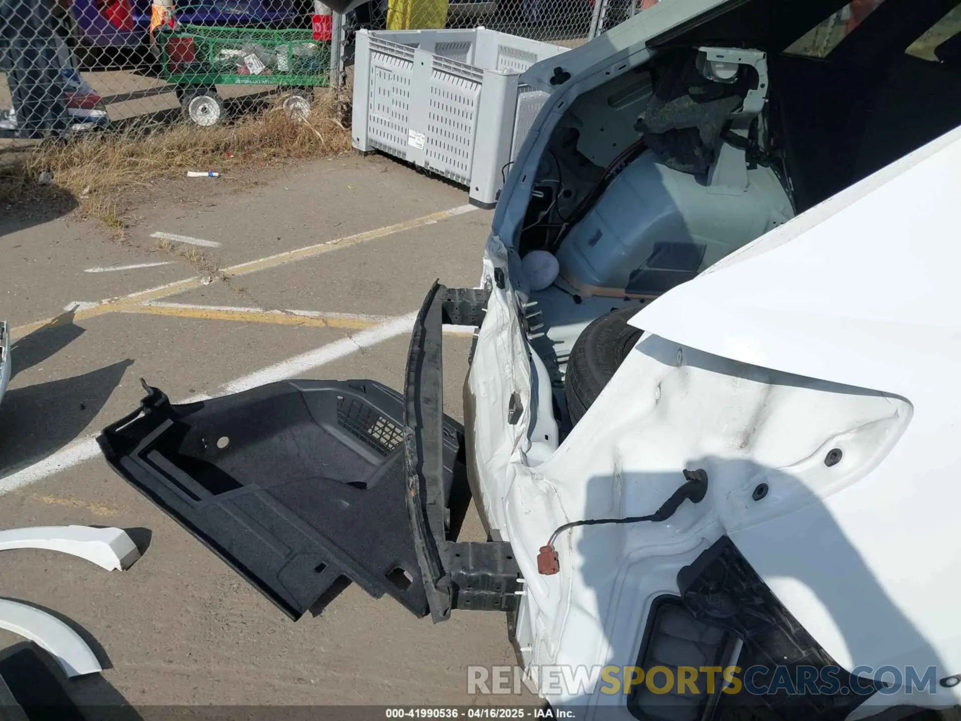20 Photograph of a damaged car WA1AUCF33M1090847 AUDI Q3 2021