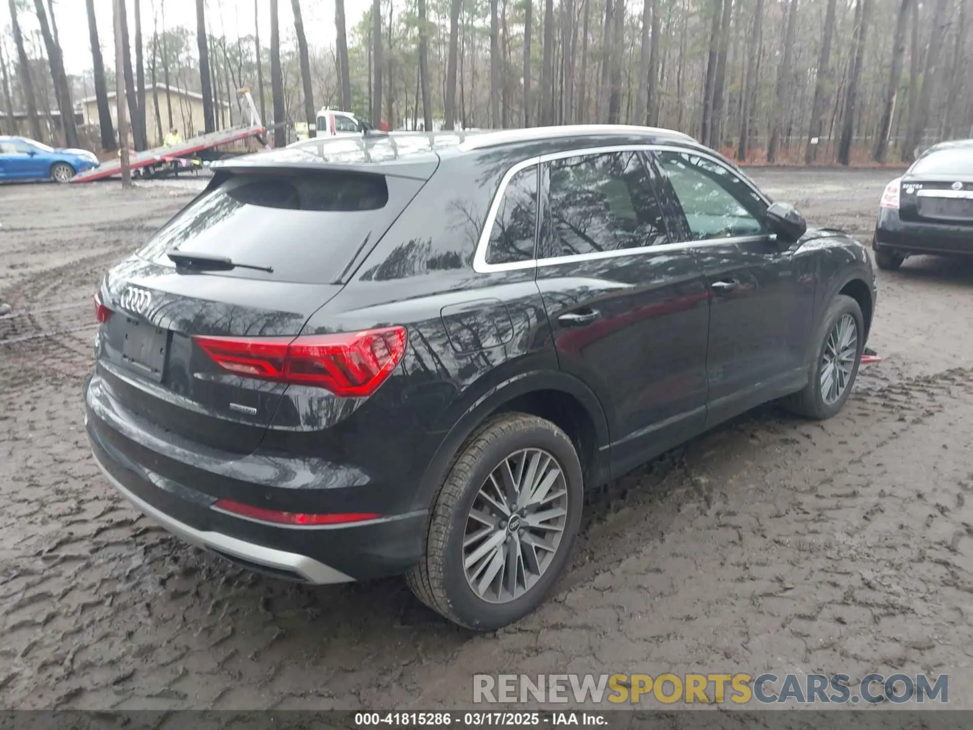 4 Photograph of a damaged car WA1AUCF34M1148531 AUDI Q3 2021