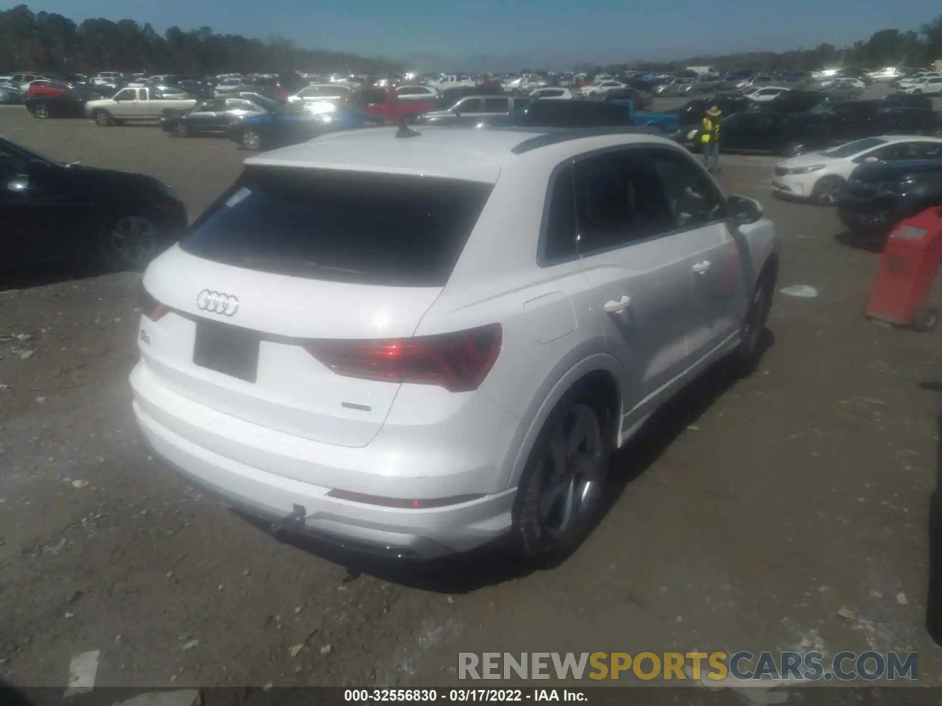 4 Photograph of a damaged car WA1AUCF35M1063178 AUDI Q3 2021