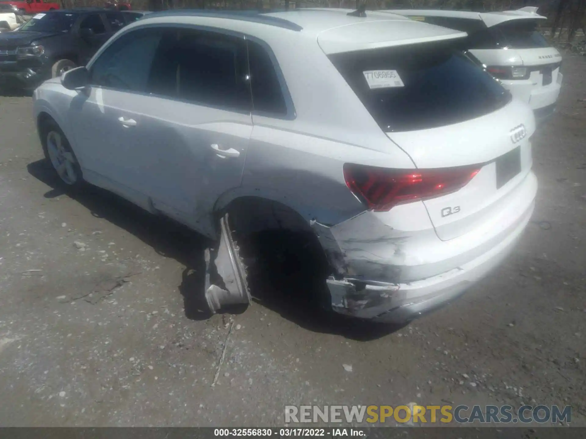 6 Photograph of a damaged car WA1AUCF35M1063178 AUDI Q3 2021