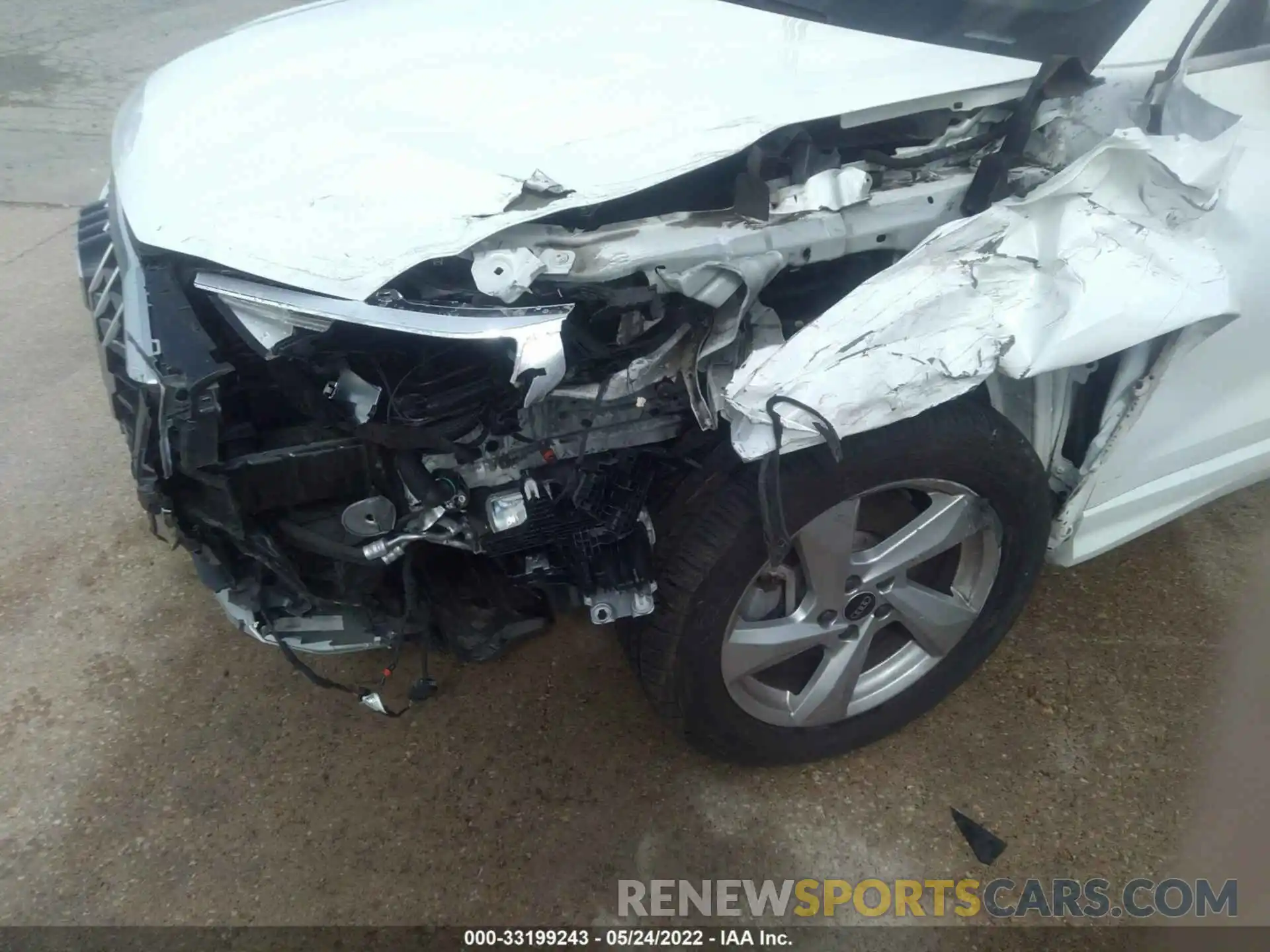 6 Photograph of a damaged car WA1AUCF36M1089885 AUDI Q3 2021