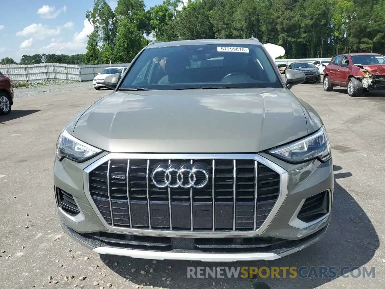 5 Photograph of a damaged car WA1AUCF37M1067054 AUDI Q3 2021