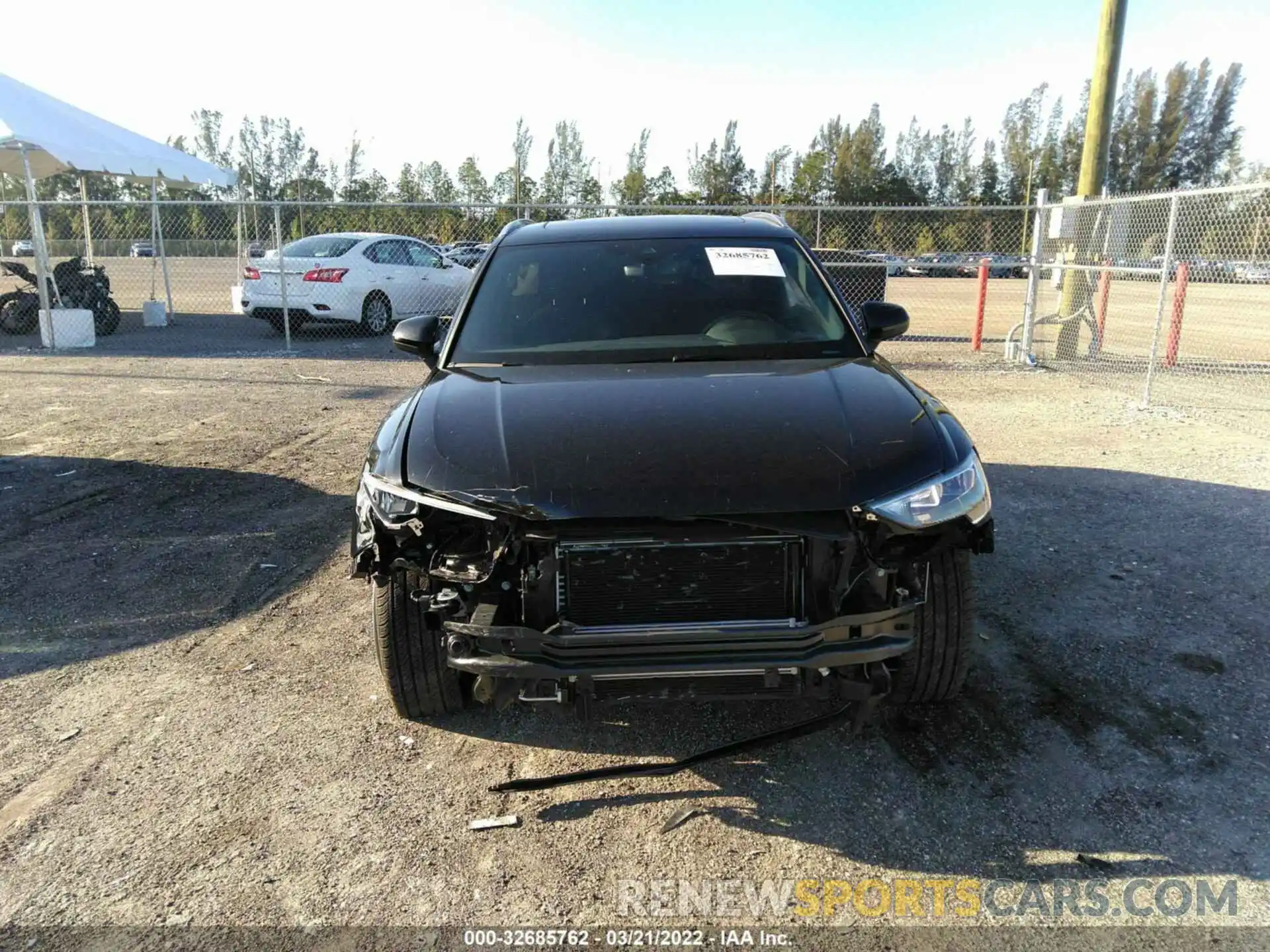 6 Photograph of a damaged car WA1AUCF37M1086218 AUDI Q3 2021