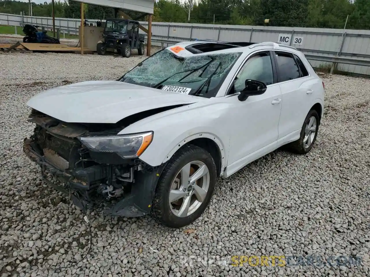 1 Photograph of a damaged car WA1AUCF38M1134597 AUDI Q3 2021