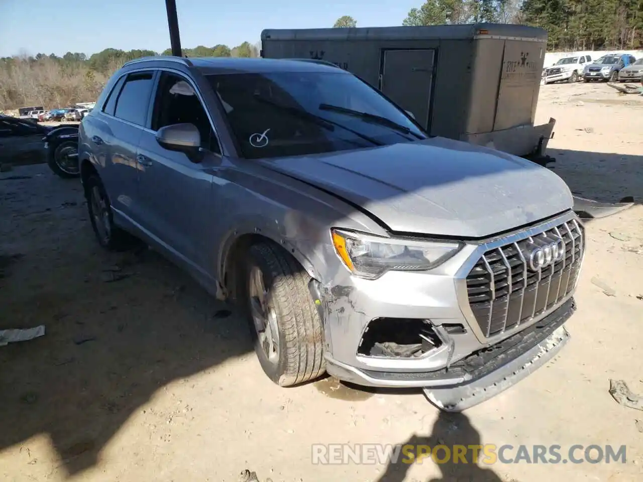 1 Photograph of a damaged car WA1AUCF39M1136875 AUDI Q3 2021