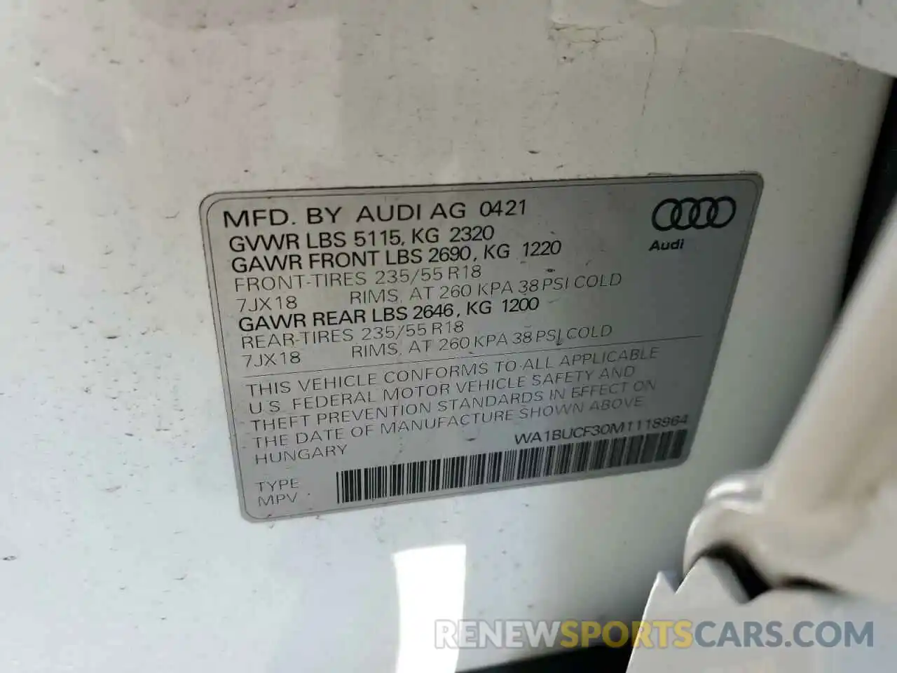 10 Photograph of a damaged car WA1BUCF30M1118964 AUDI Q3 2021