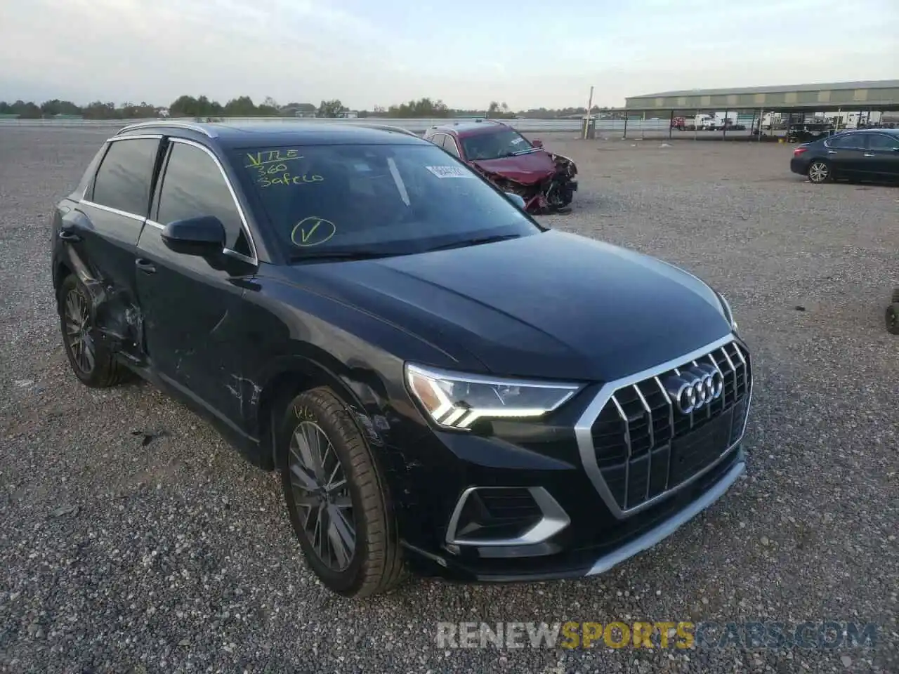 1 Photograph of a damaged car WA1BUCF34M1136934 AUDI Q3 2021