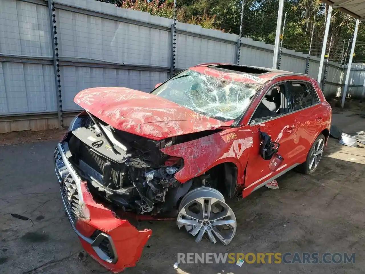 2 Photograph of a damaged car WA1DECF30M1054981 AUDI Q3 2021