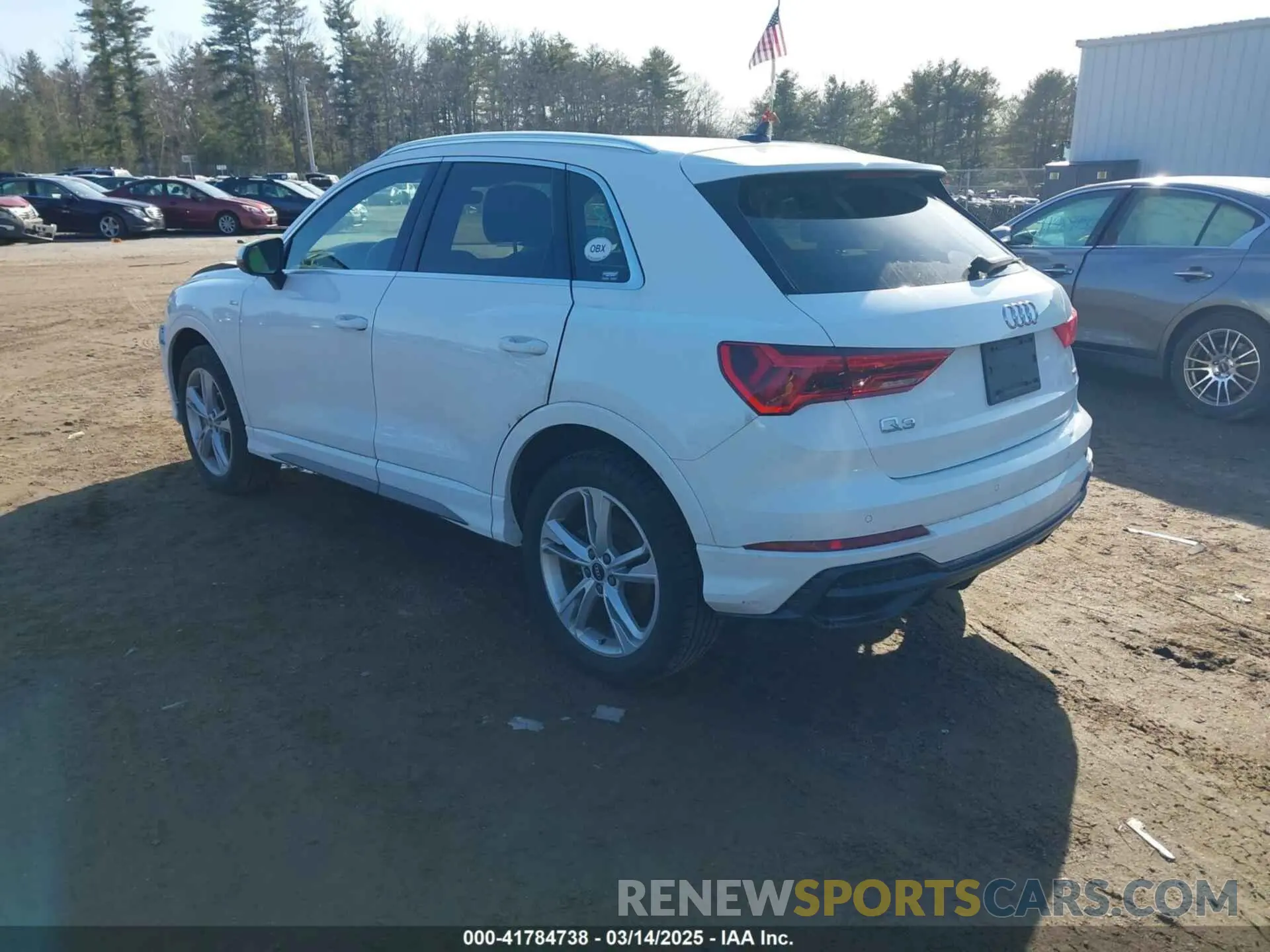 3 Photograph of a damaged car WA1DECF30M1118517 AUDI Q3 2021