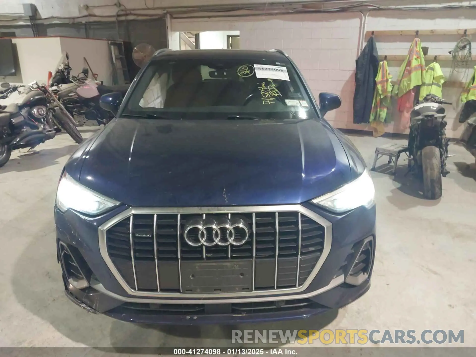 12 Photograph of a damaged car WA1DECF31M1011315 AUDI Q3 2021