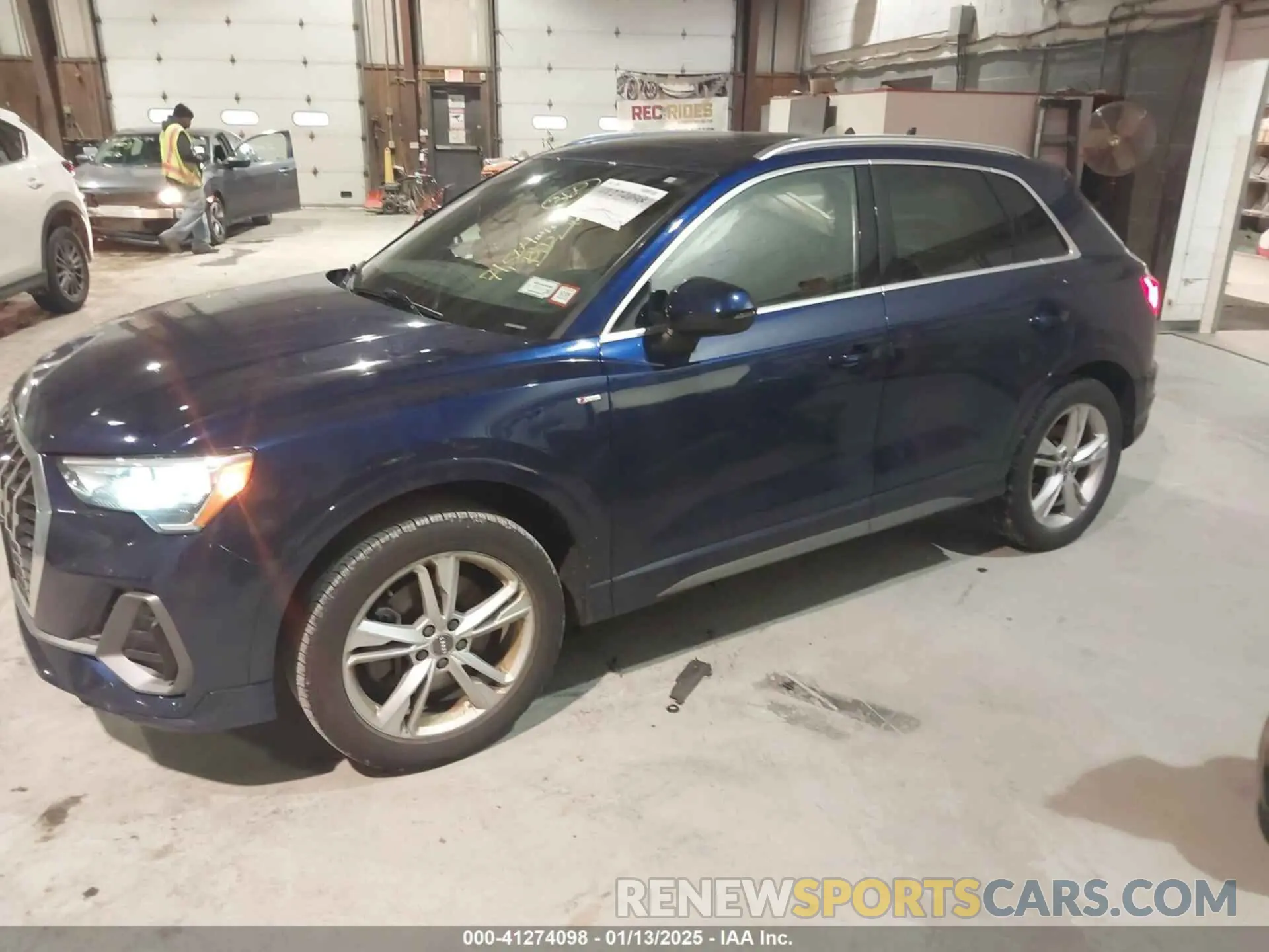 2 Photograph of a damaged car WA1DECF31M1011315 AUDI Q3 2021
