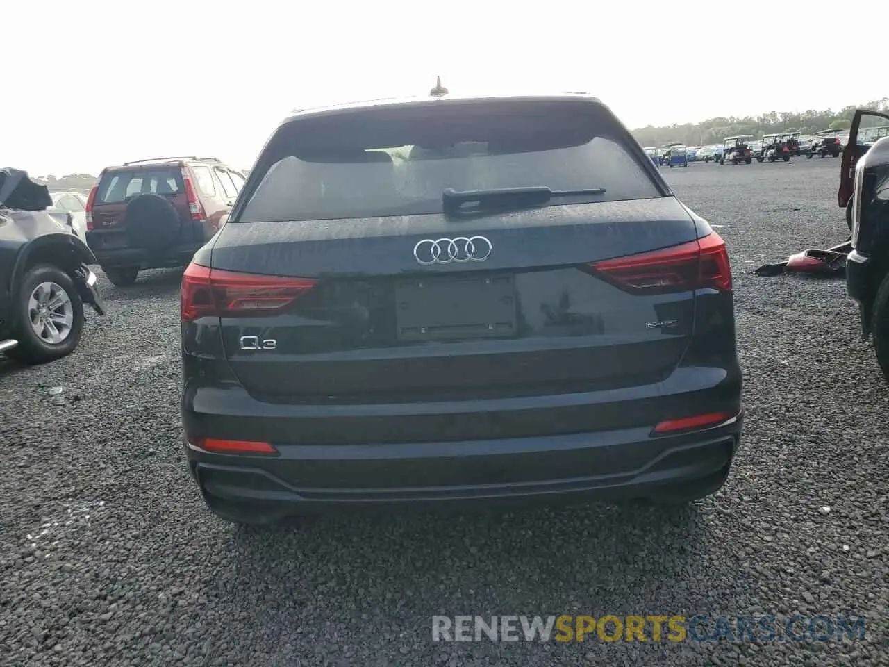 6 Photograph of a damaged car WA1DECF31M1014280 AUDI Q3 2021